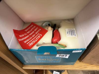 WALT DISNEY MICKEY FIGURINE