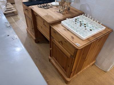 PINE DESK