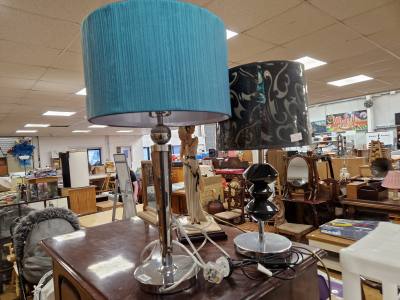 2 X TABLE LAMPS