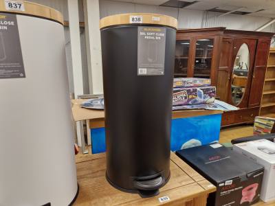 NEW PEDAL BIN