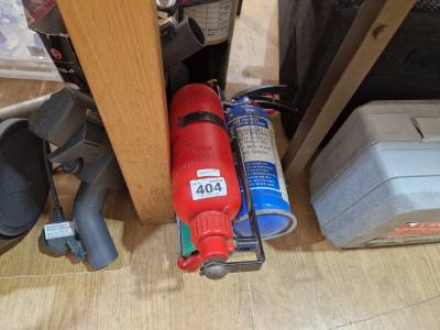 LOT OF FIRE EXTINGUISHERS