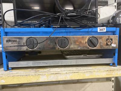 GAS STOVE