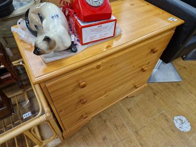 PINE EFFECT DRAWER CHEST