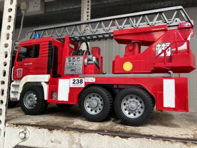 KIDS FIRE ENGINE