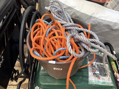 BUCKET OF ROPE