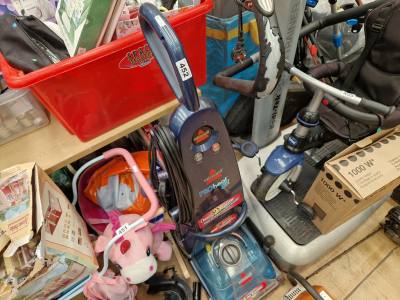 BISSELL CARPET CLEANER 