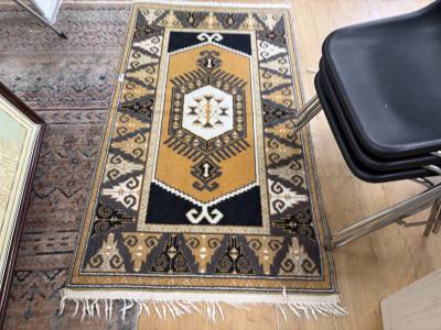 PATTERN RUG (6FT X 4FT)