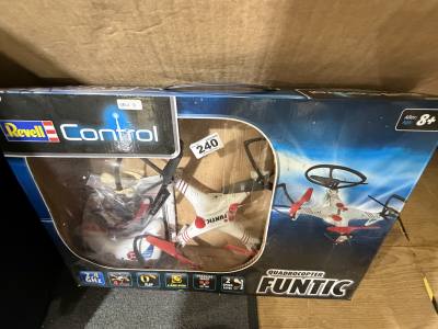 REVELL QUADROCOPTER
