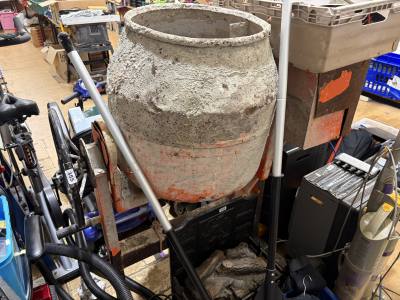 BELLE CEMENT MIXER