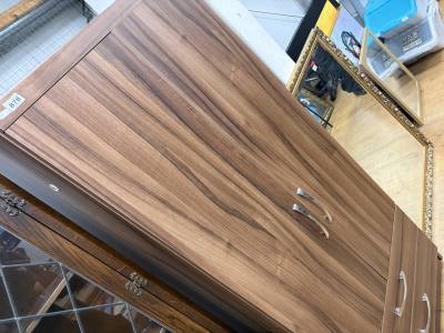 STARPLAN WARDROBE