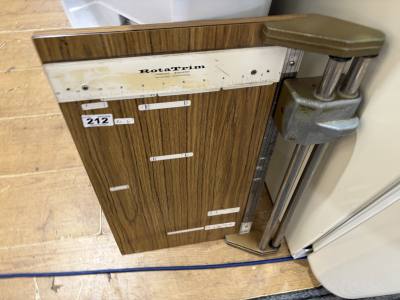 PAPER CUTTER
