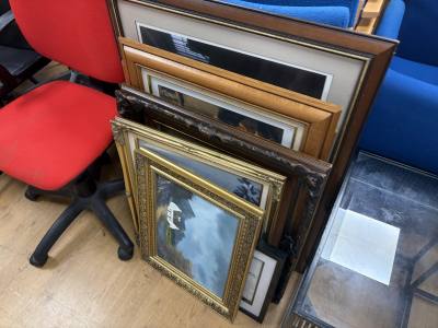 LOT OF PICTURES + MIRROR