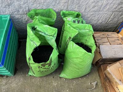 4 BAGS OF SLACK